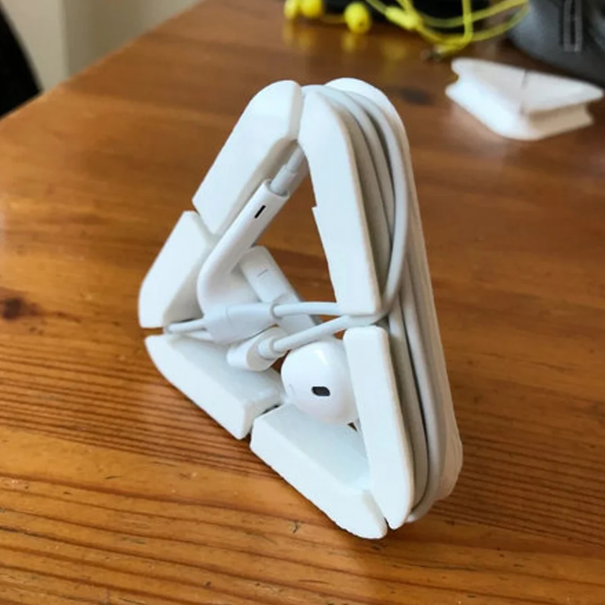Triangular Foldable Earbud And Cable Storage Winding Holder
