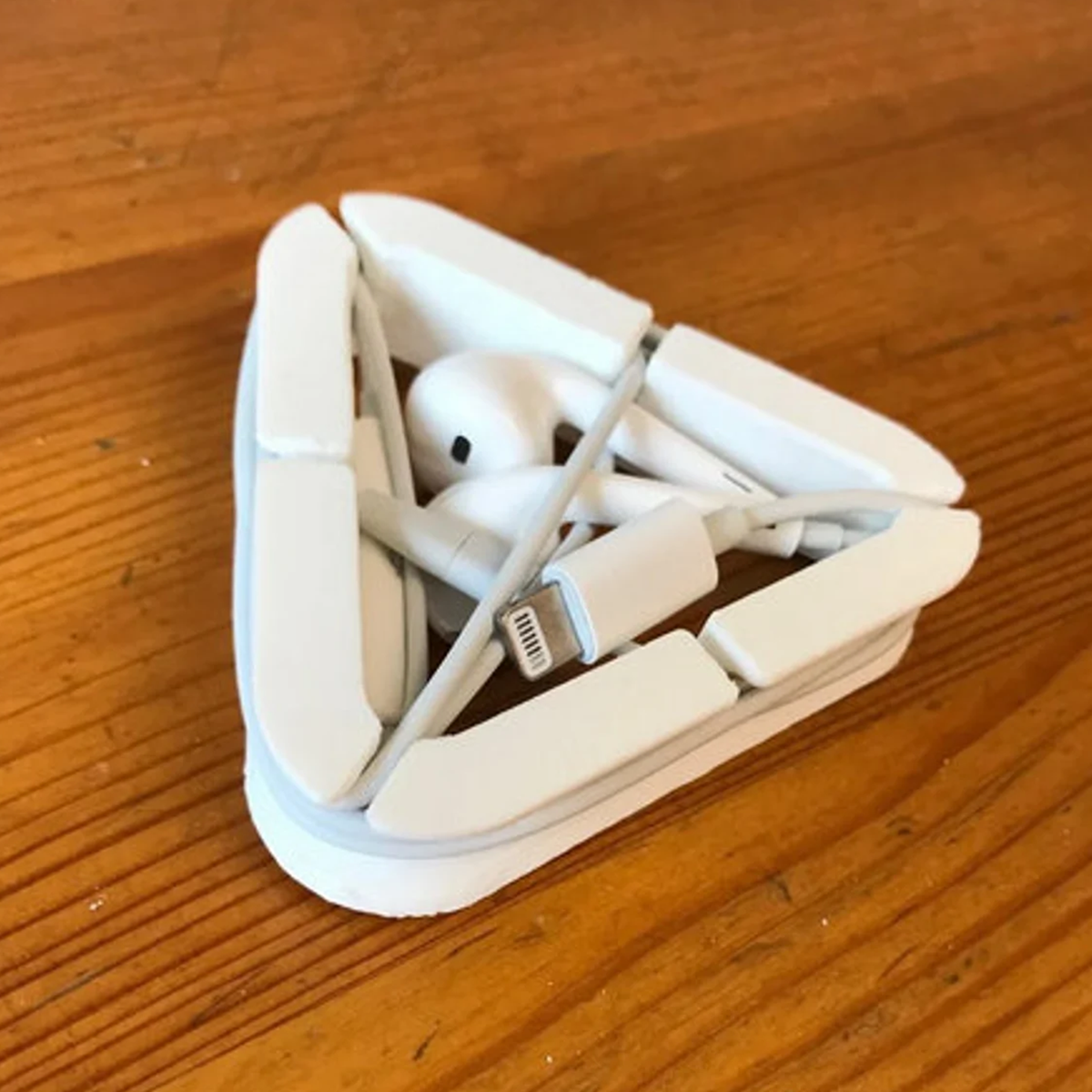 Triangular Foldable Earbud And Cable Storage Winding Holder